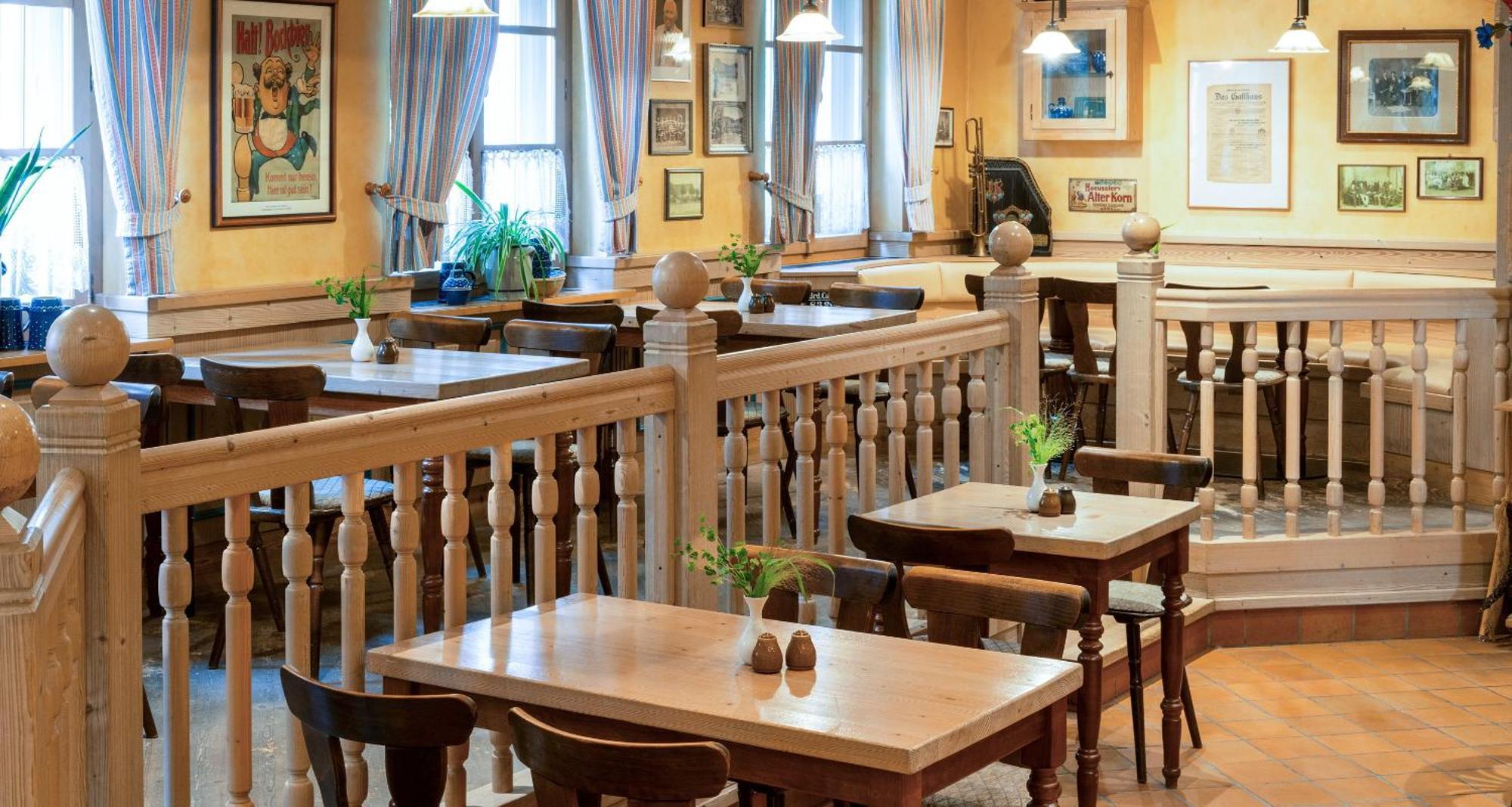 Отель Victor's Residenz-hotel 4*