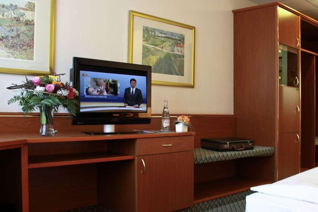 Hotel Victor's Residenz-hotel 4*